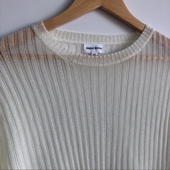 superdown white top - Picture 2 of 2